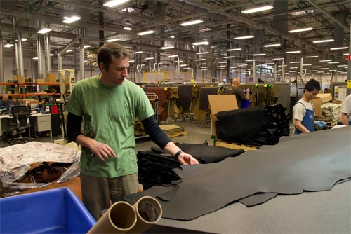 Material Knowledge and Leather Handling