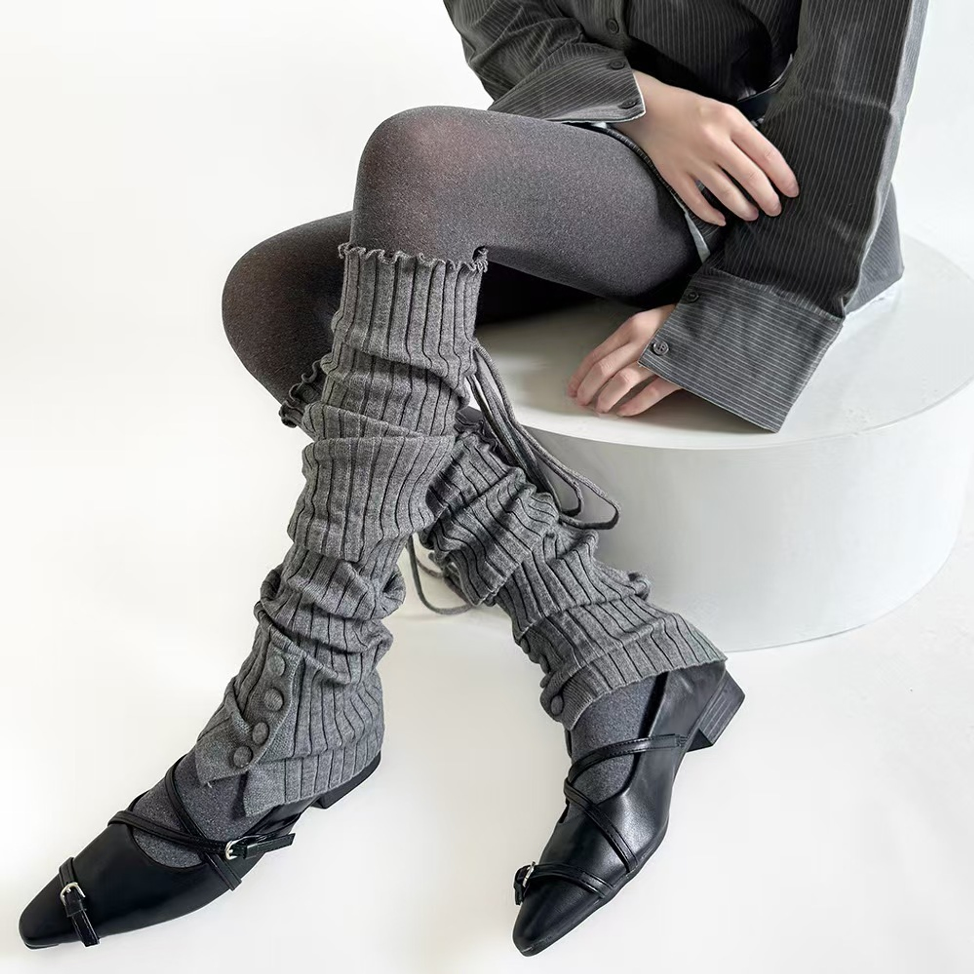 QF-002 leg warmers detail 8