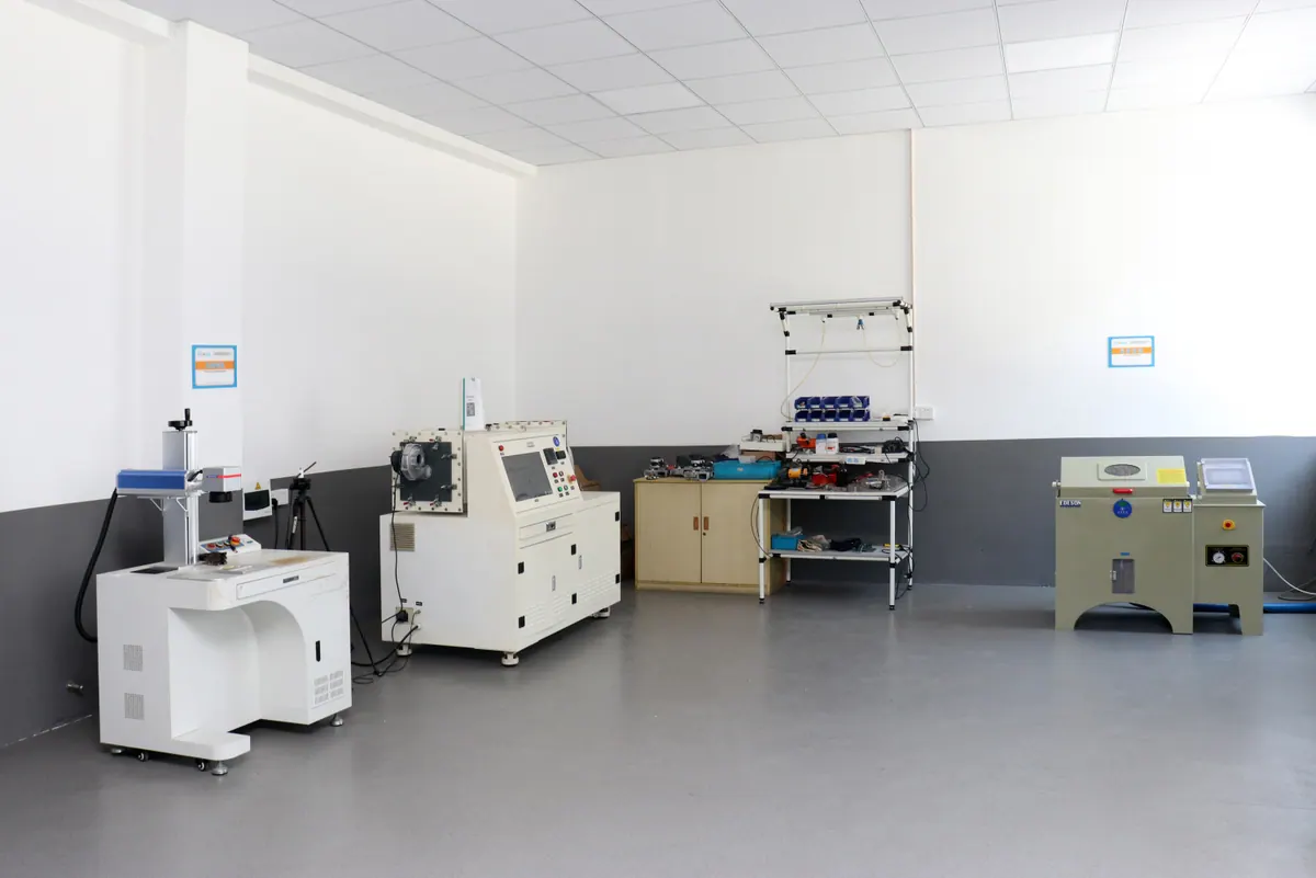 E-POWER laboratory and testing area